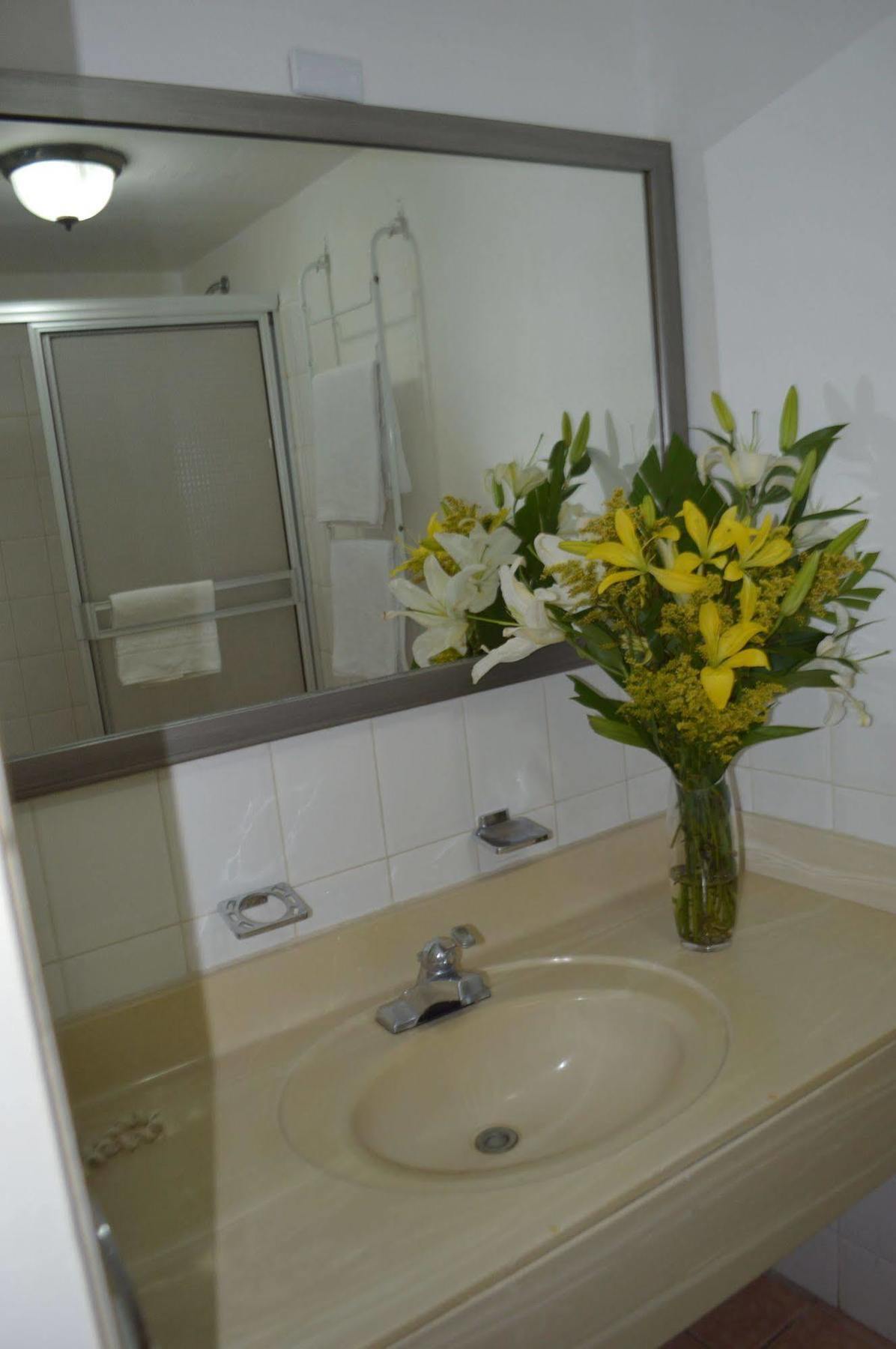 Hotel Casa Real Managua Kültér fotó