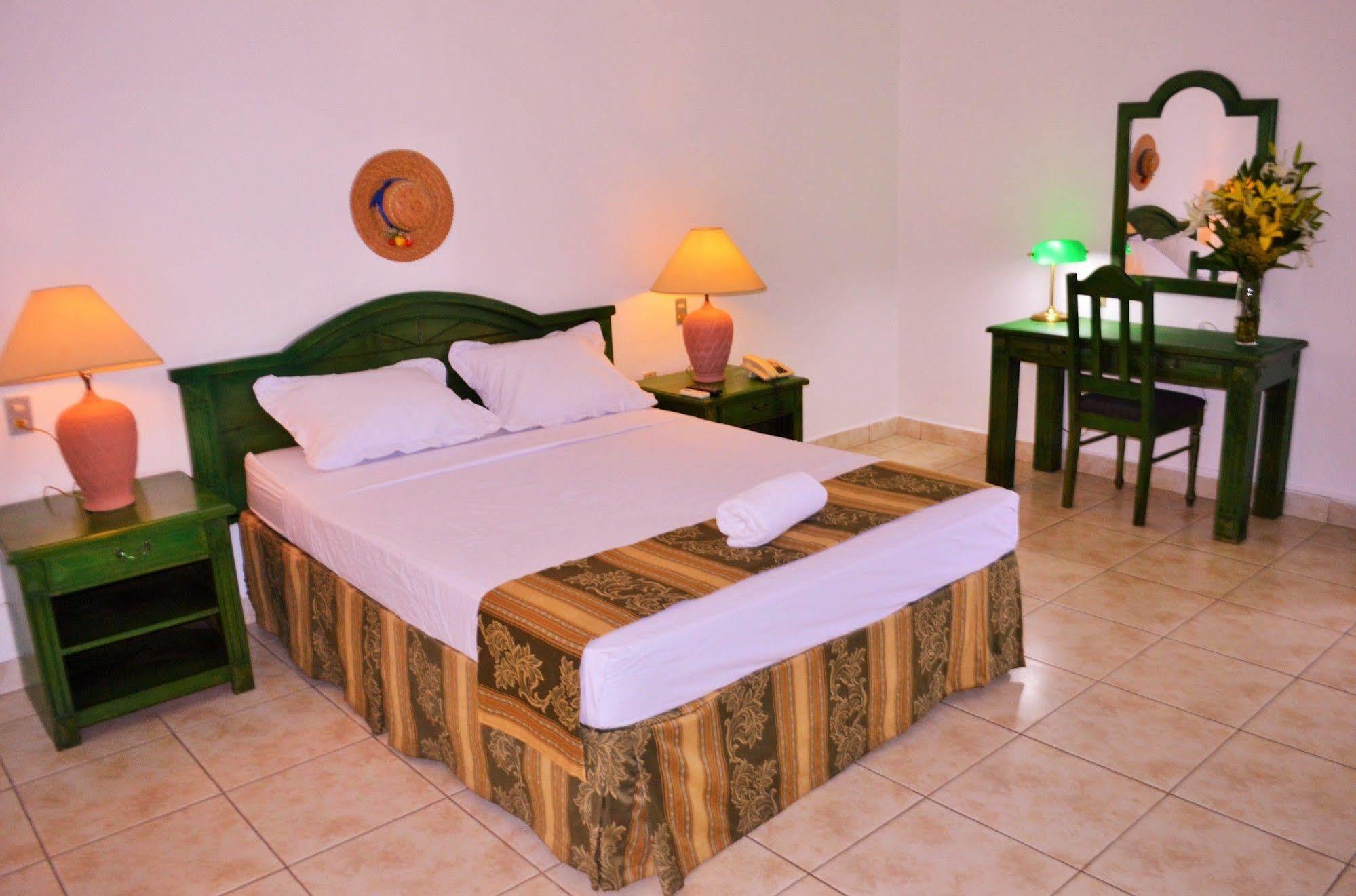 Hotel Casa Real Managua Kültér fotó